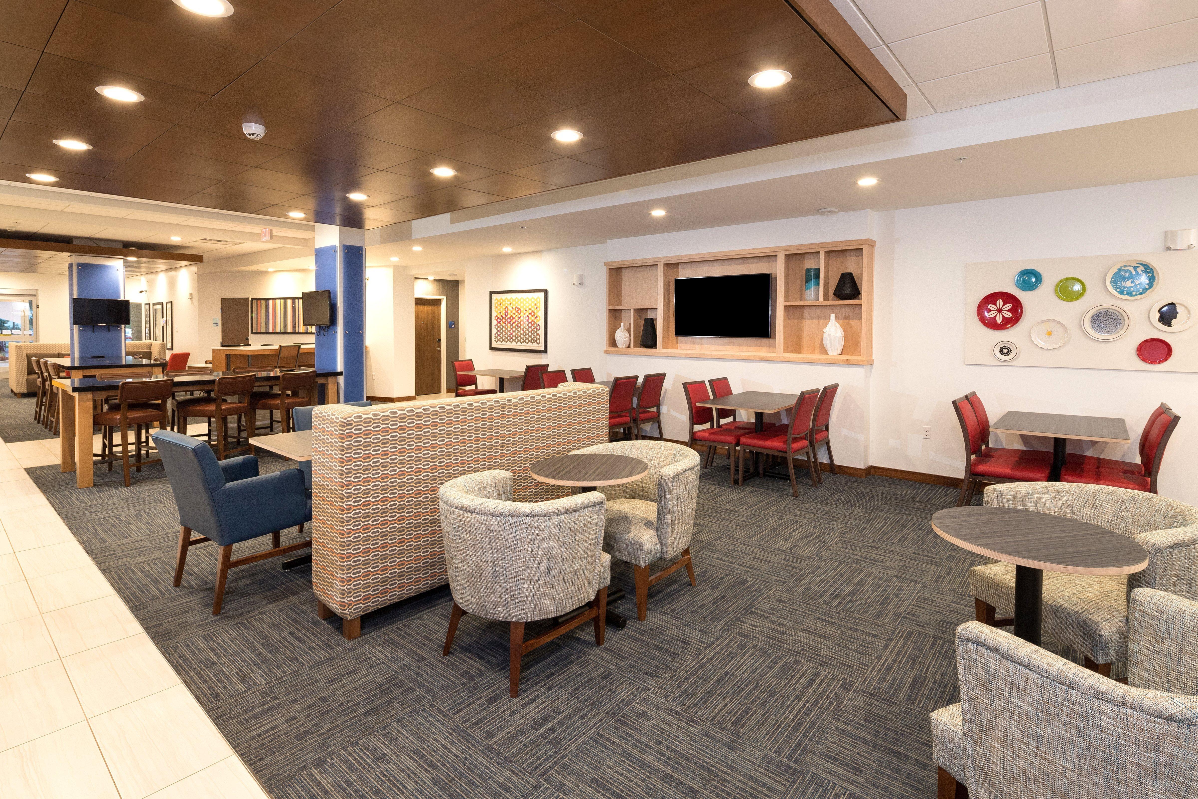 Holiday Inn Express Hotel & Suites Bay City By Ihg Extérieur photo